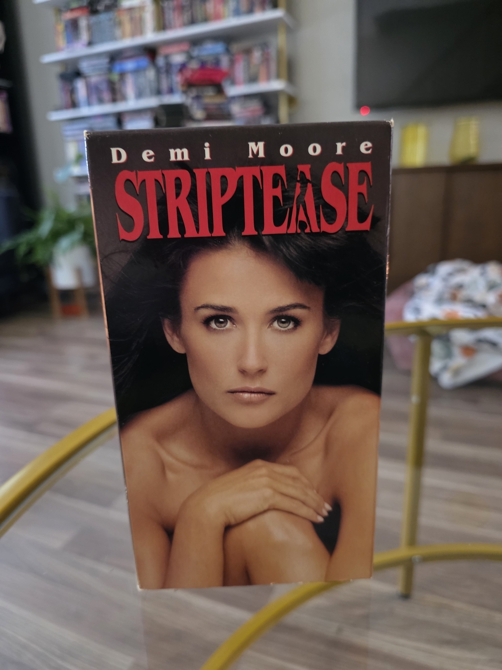 Striptease (VHS)